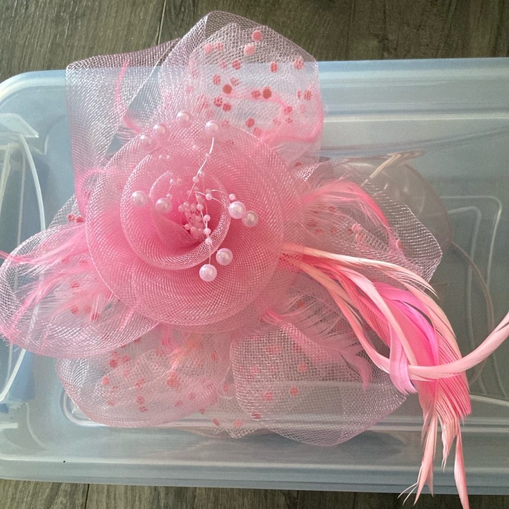 Elegant Pink Fascinator Hat